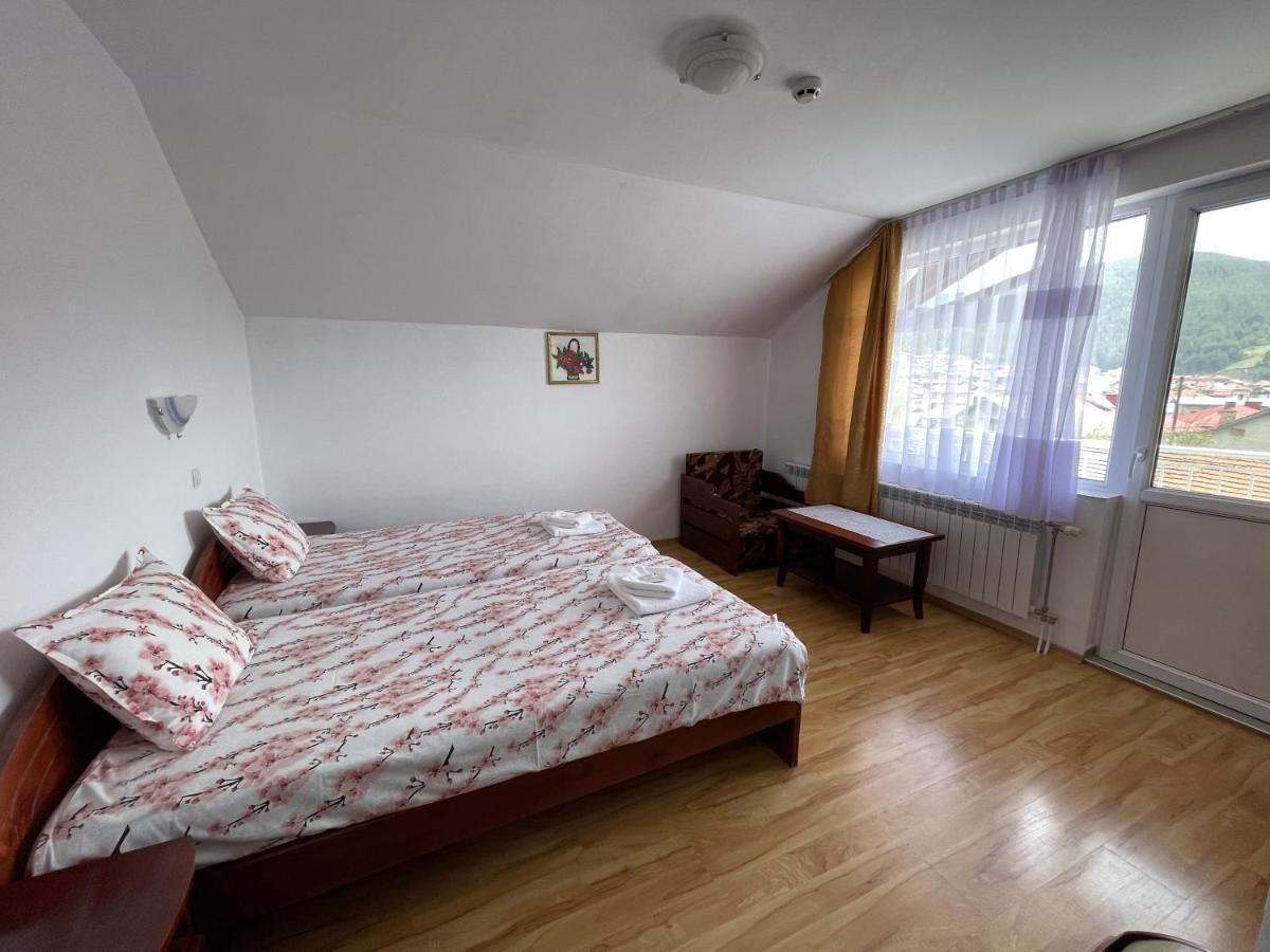 Family Hotel Panorama Сирніца Екстер'єр фото