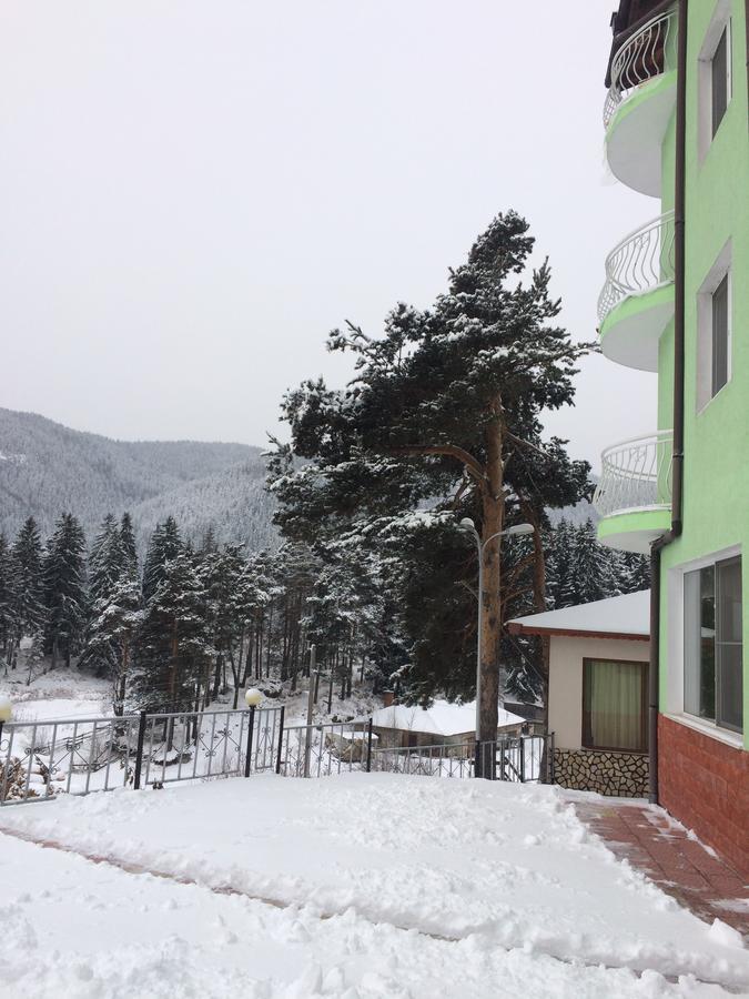Family Hotel Panorama Сирніца Екстер'єр фото