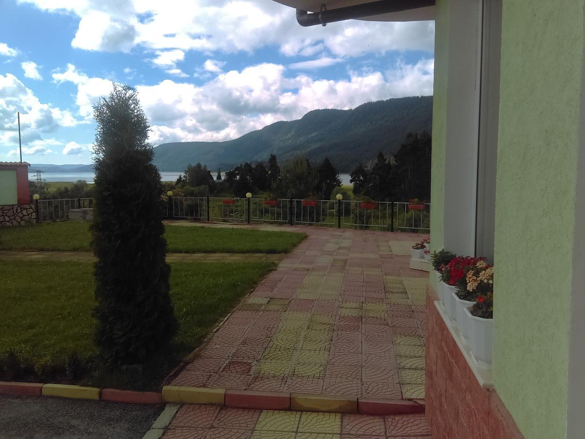 Family Hotel Panorama Сирніца Екстер'єр фото