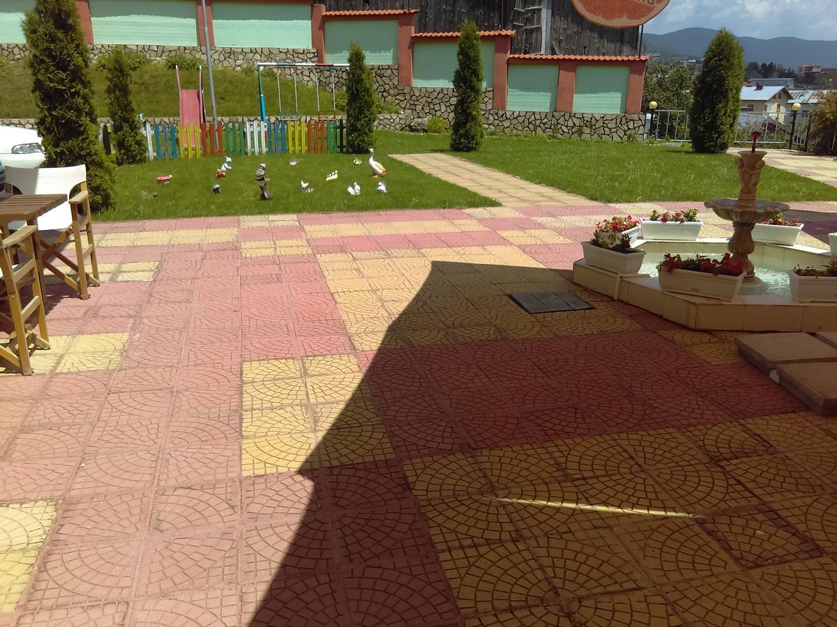Family Hotel Panorama Сирніца Екстер'єр фото