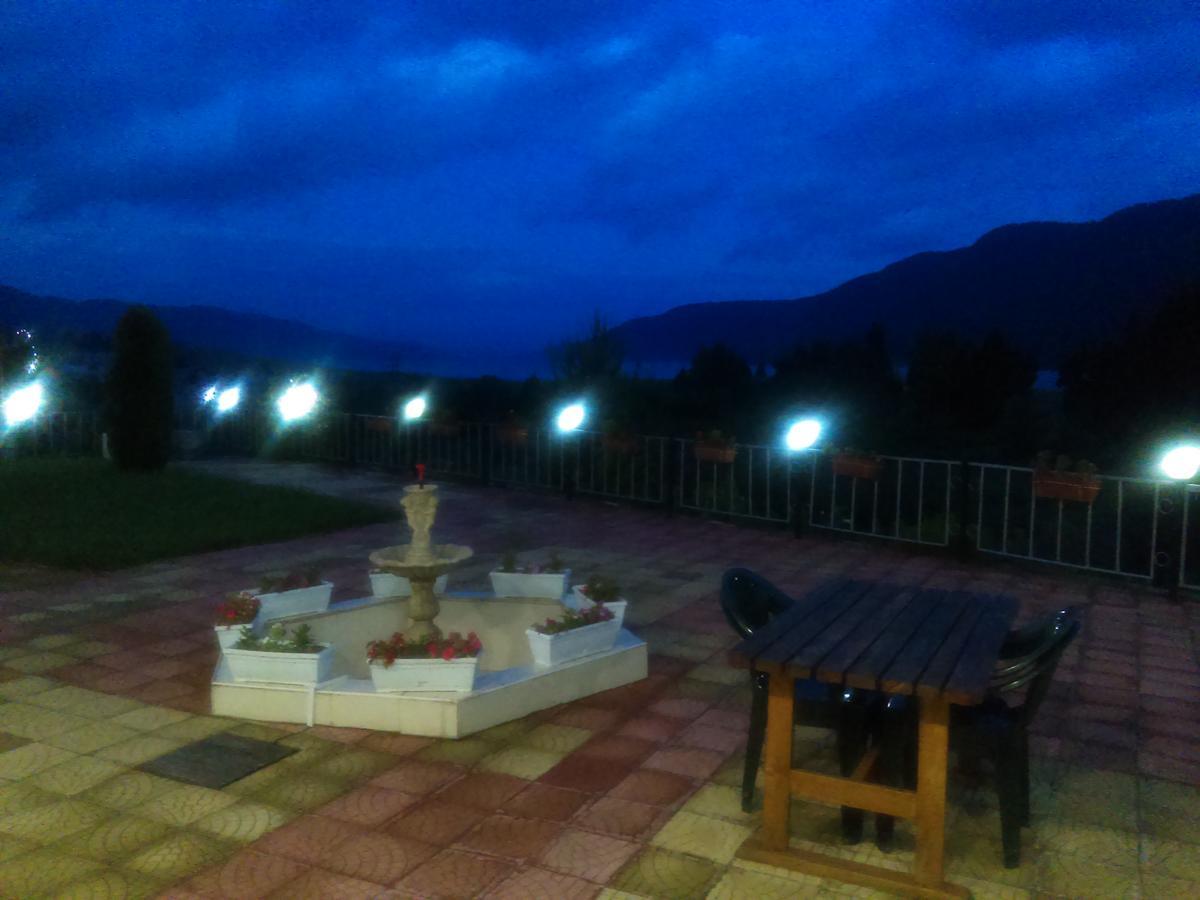 Family Hotel Panorama Сирніца Екстер'єр фото